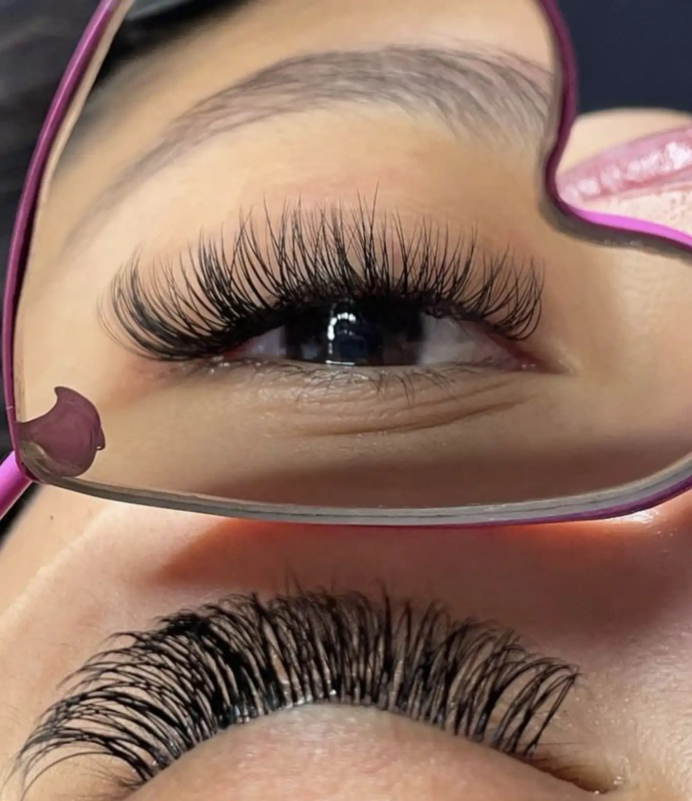 eyelashes